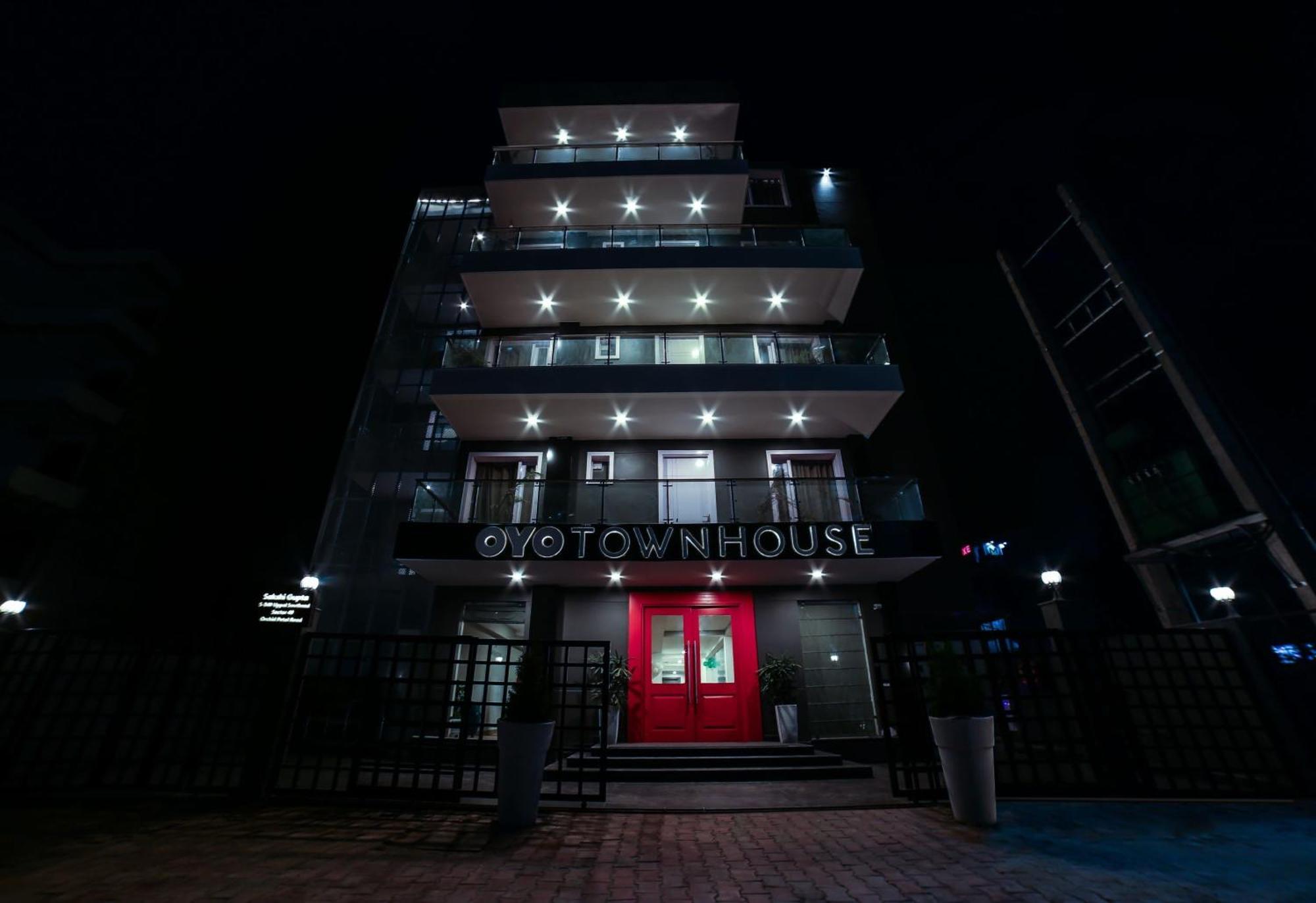 Hotel Townhouse Sohna Road 2 Gurgáon Exteriér fotografie